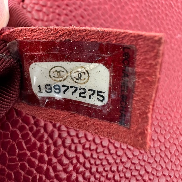 Chanel crossover Boy bag in great condition. It’s the new medium size. - Picture 2 of 5